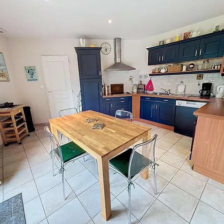 Nyaraló Contemporaine: Terrasse, Jardin Clos, 4 Chambres, Proche Et Attractions - Fr-1-361-74 *