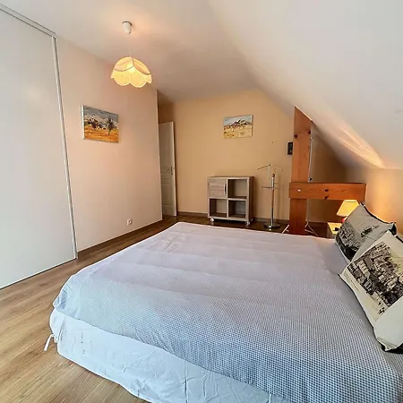 Contemporaine: Terrasse, Jardin Clos, 4 Chambres, Proche Et Attractions - Fr-1-361-74 Holiday home