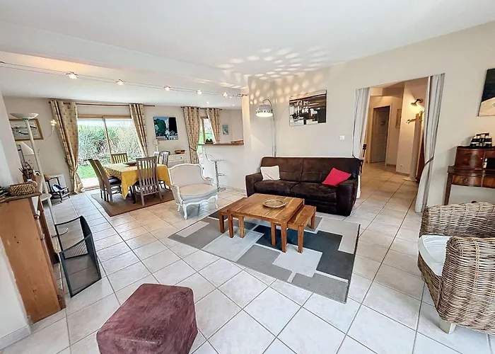 Contemporaine: Terrasse, Jardin Clos, 4 Chambres, Proche Et Attractions - Fr-1-361-74 * Saint-Pair-sur-Mer