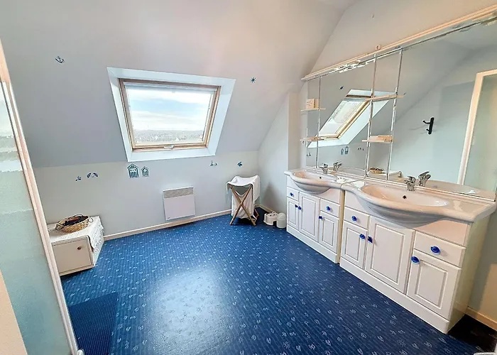 Contemporaine: Terrasse, Jardin Clos, 4 Chambres, Proche Et Attractions - Fr-1-361-74 Saint-Pair-sur-Mer