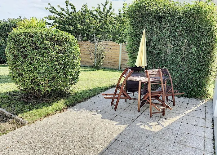 Contemporaine: Terrasse, Jardin Clos, 4 Chambres, Proche Et Attractions - Fr-1-361-74 * Saint-Pair-sur-Mer